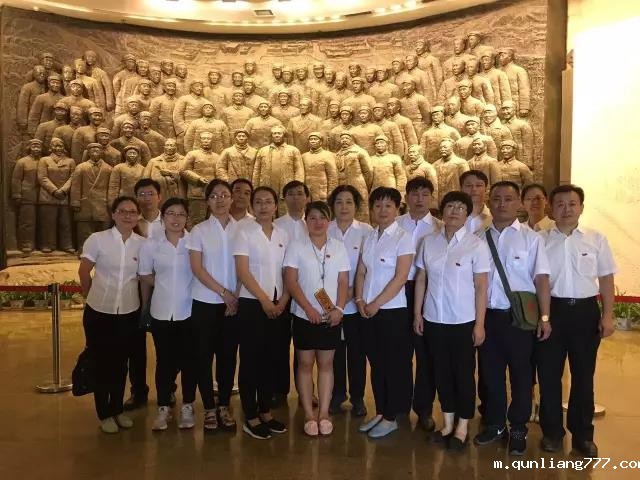 6 淄博市淄建集团老年护理服务中心组织党员到西柏坡参观革命圣地.jpg